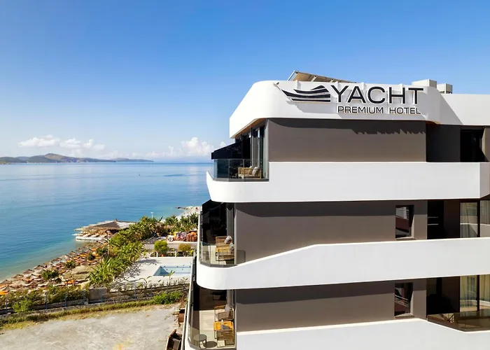 Yacht Premium Hotel