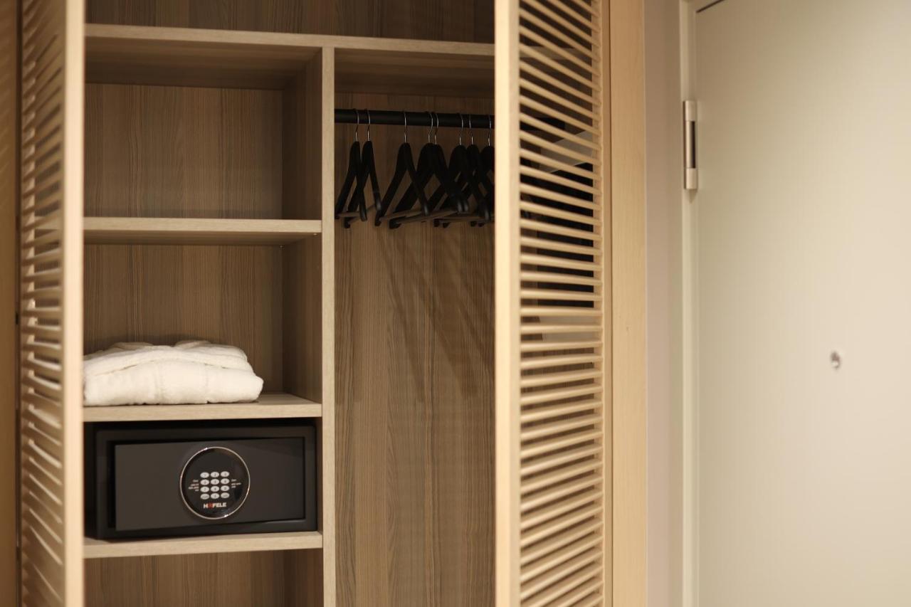 Yacht Premium Hotel 4*