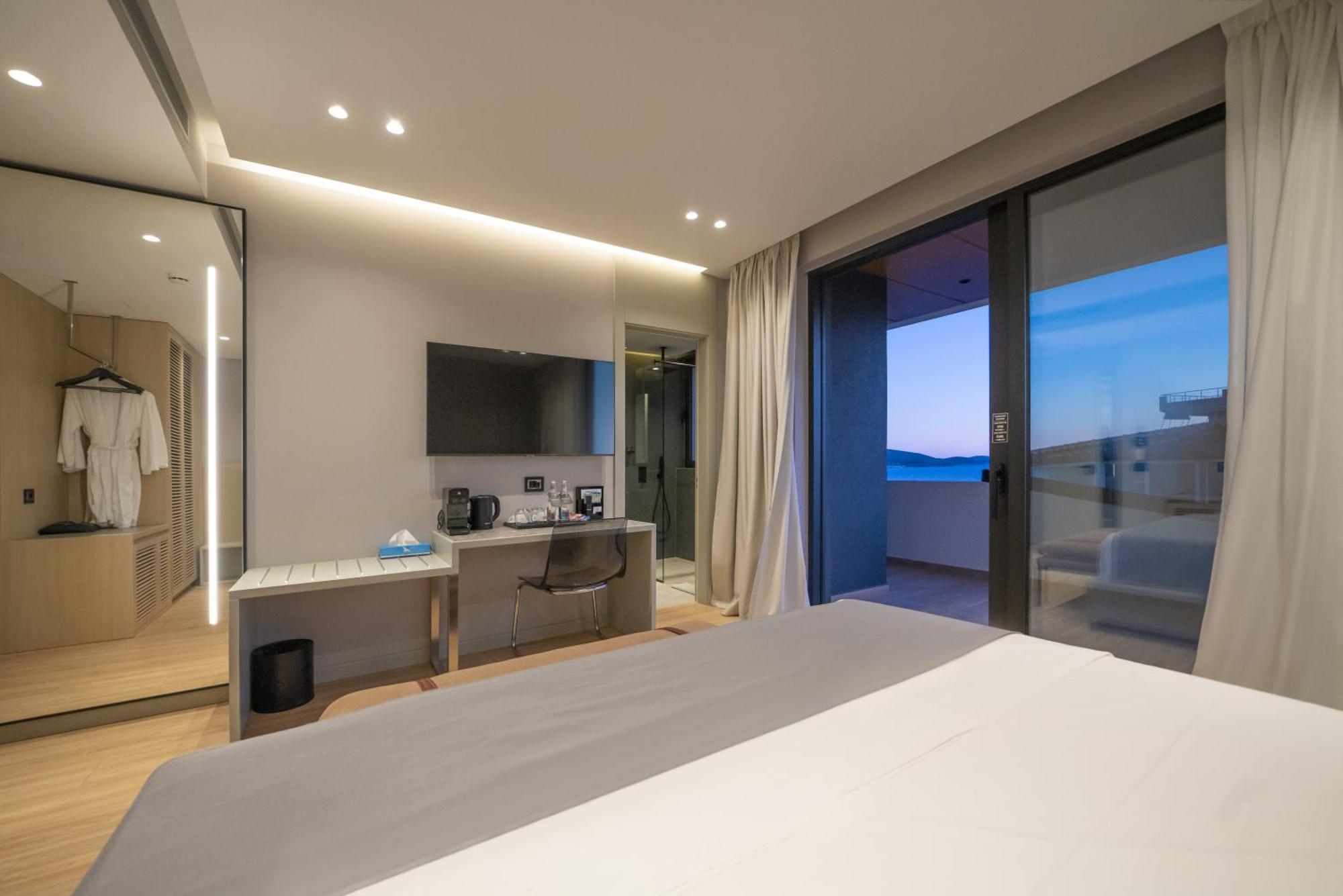 Hotel Yacht Premium