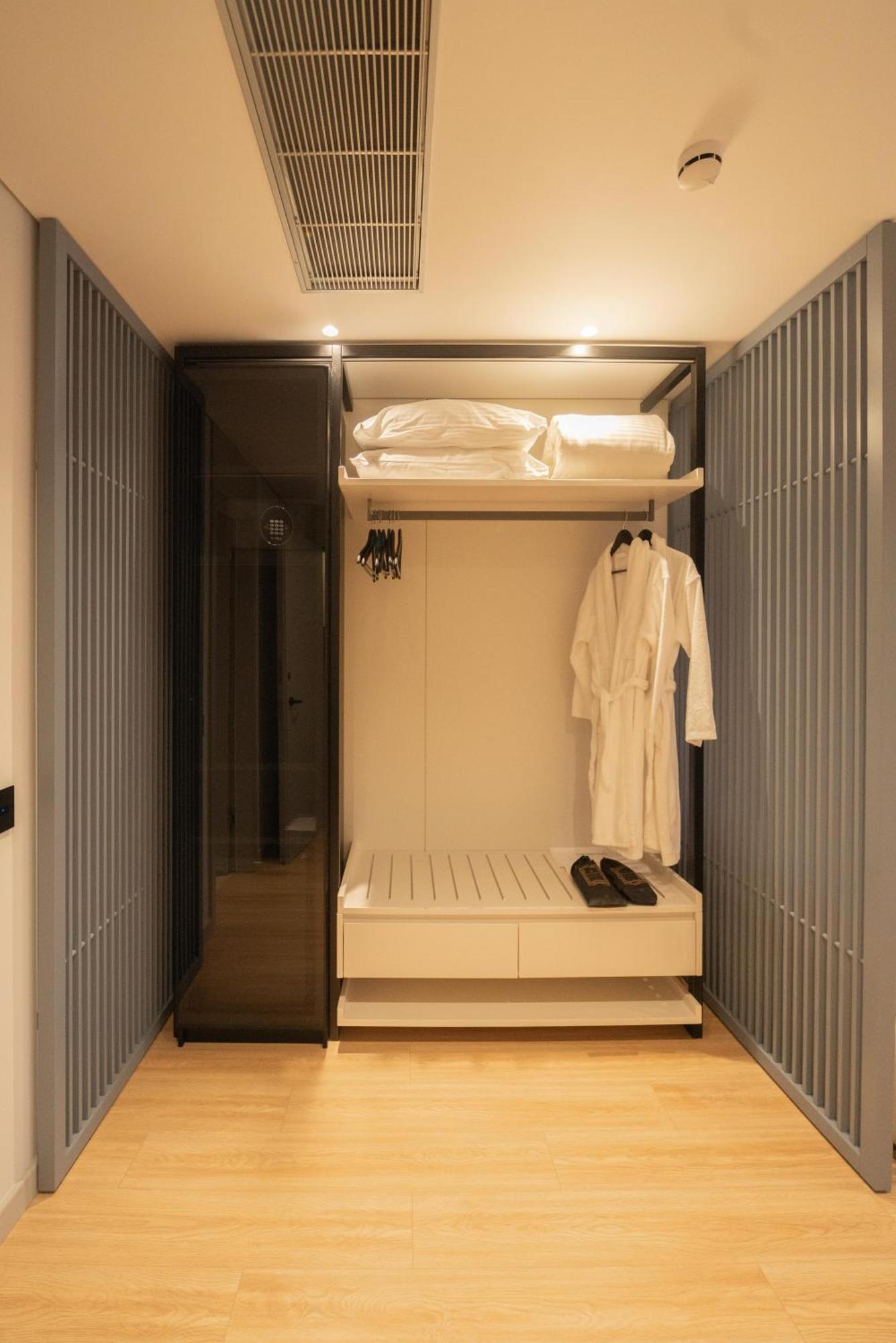 Hotel Yacht Premium Saranda